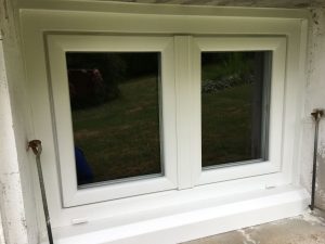 Pose de menuiserie extérieure : petite fenêtre